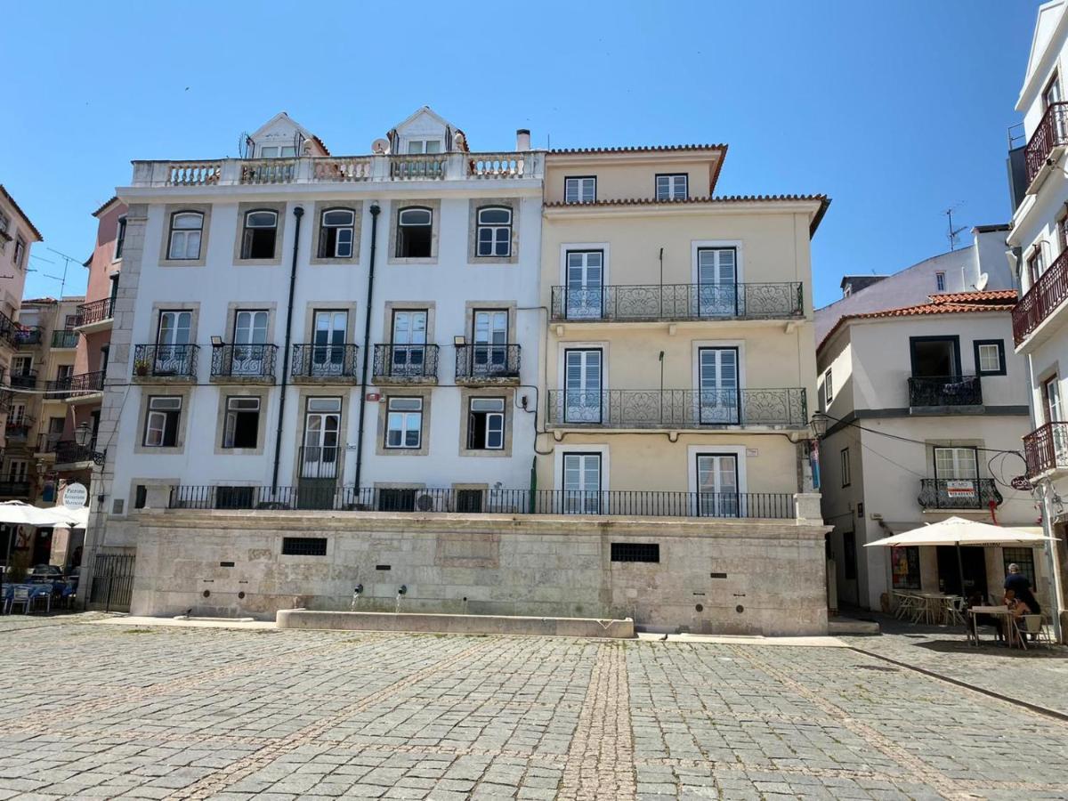 Alfama Apartment With Balcony Lisboa Ngoại thất bức ảnh