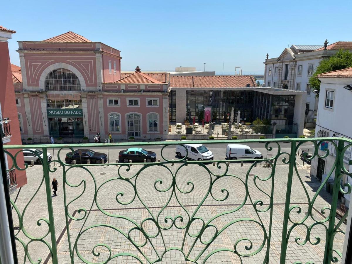 Alfama Apartment With Balcony Lisboa Ngoại thất bức ảnh