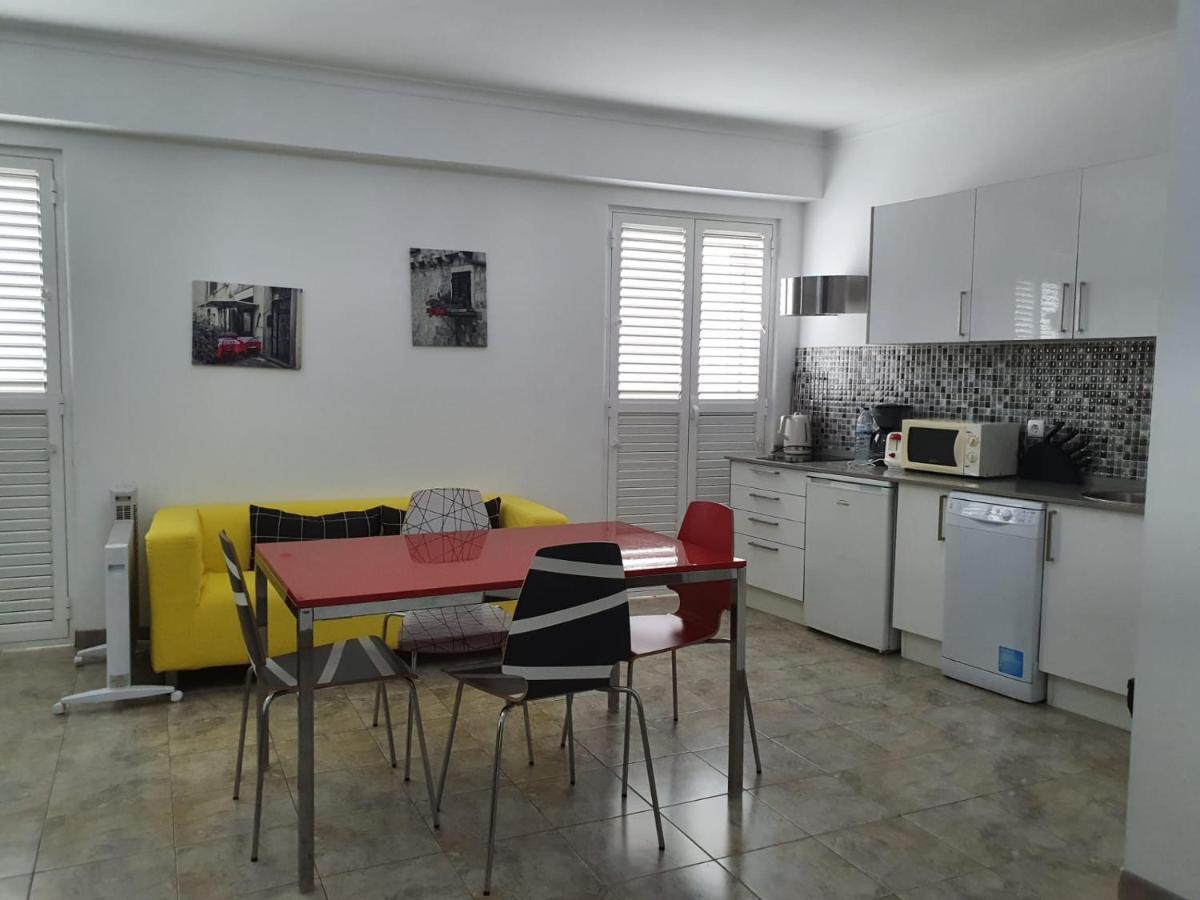 Alfama Apartment With Balcony Lisboa Ngoại thất bức ảnh